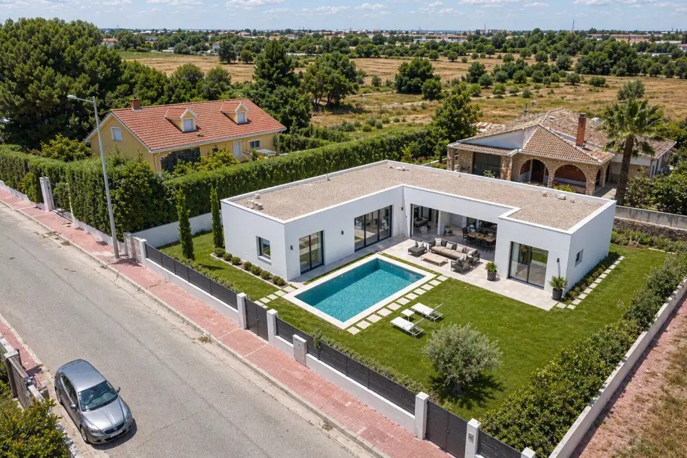 Vivienda independiente con piscina en Inta, Torrejón de Ardoz